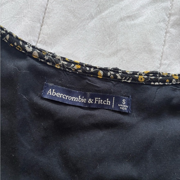 Abercrombie & Fitch Floral Long Sleeve Tie Front Midi Dress - Picture 8 of 10